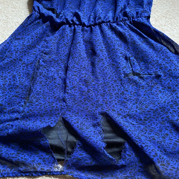 Dress, Zombie Blue Ripped Sleeveless Costume - Picture 6 of 6
